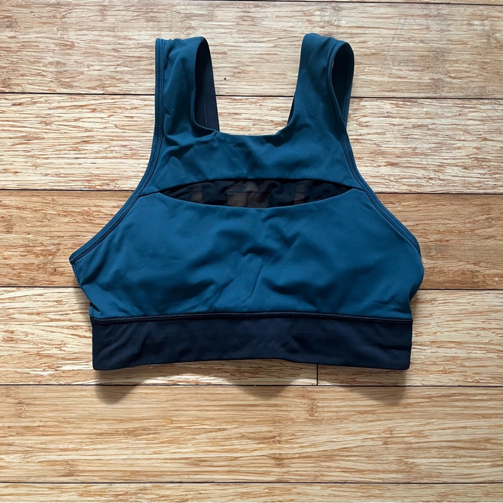 LULULEMON RUN THE DAY SET - Picture 2 of 13